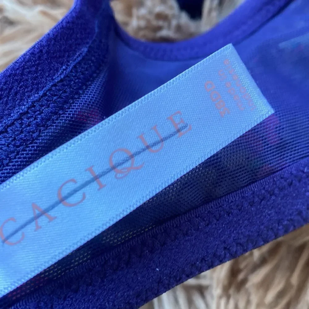 Lane Bryant Cacique lightly lined T-shirt Bra 38DD